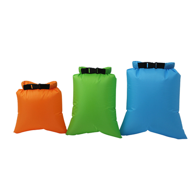 Bolsas impermeables de nylon de pequeña capacidad Rojo para deportes al aire libre 1.5L 2.5L 3.5L 4.5L 6L